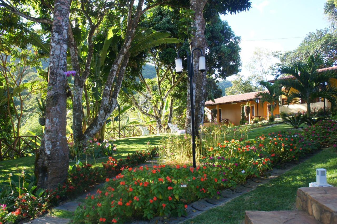 Hotel Cantinho Das Flores Guaramiranga Exteriér fotografie